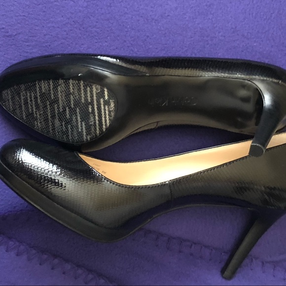 Calvin Klein platform heels 👠 size 8 - Picture 2 of 5